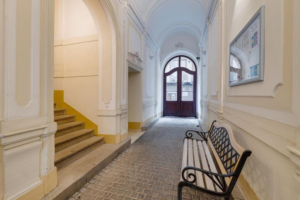 Deluxe Suite In Prime Location براغ المظهر الخارجي الصورة