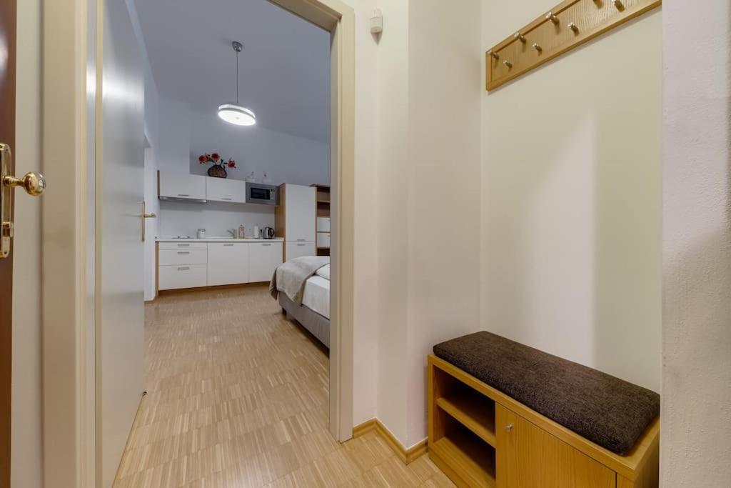 Deluxe Suite In Prime Location براغ المظهر الخارجي الصورة