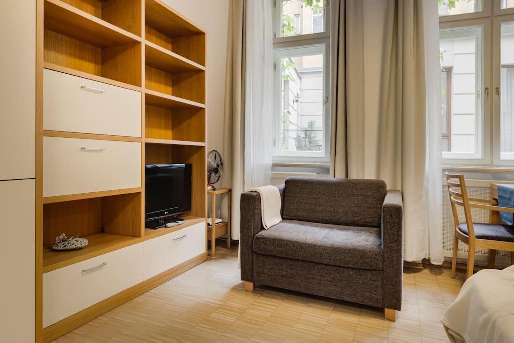 Deluxe Suite In Prime Location براغ المظهر الخارجي الصورة